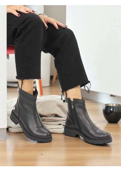 D25KB-1665 Siyah Hakiki Deri Tam Ortopedik Günlük Kadın Bot