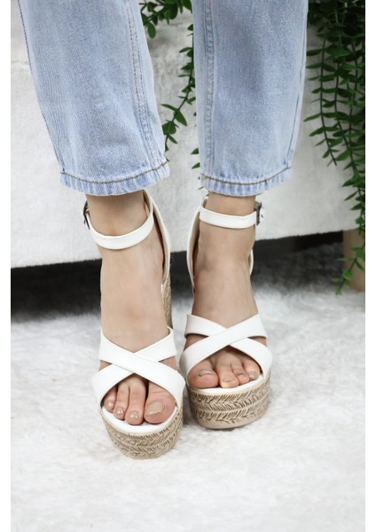 Kadın Çapraz Bantlı Dolgu Topuklu (11CM) Ayakkabı Rahat Yüksek Topuklu 700 Beyaz