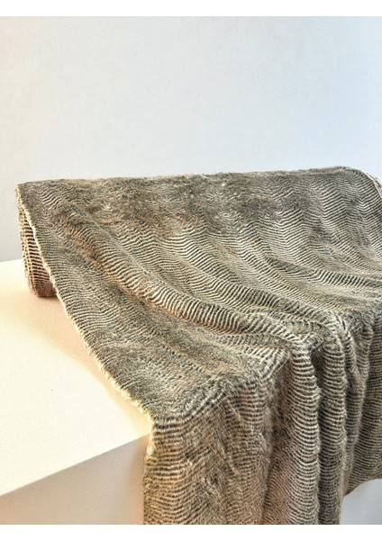 Peluş Kumaş Çizgi Desen 50X150 cm – Ultra Lüks, Kalın ve Yumuşak Doku modelleri