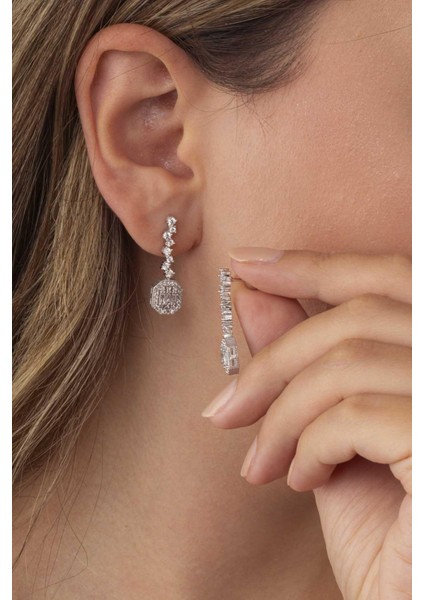 Pırlanta Montür Sıralı Tek Taş Rodyum Kaplama Baget Gümüş Küpe fiyatları