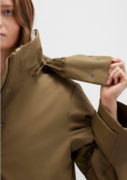 Suni Kürk Detaylı Kapüşonlu Haki Parka 1110759-71816