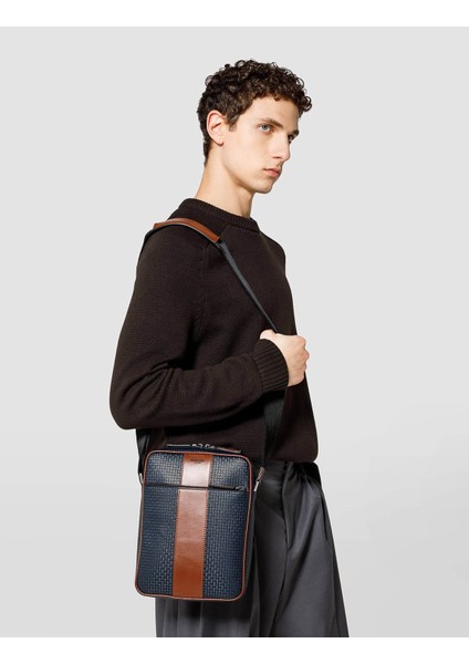 Stepan 72 North South Askılı Omuz Çantası SRSTSMML679919SBN3 fırsatları