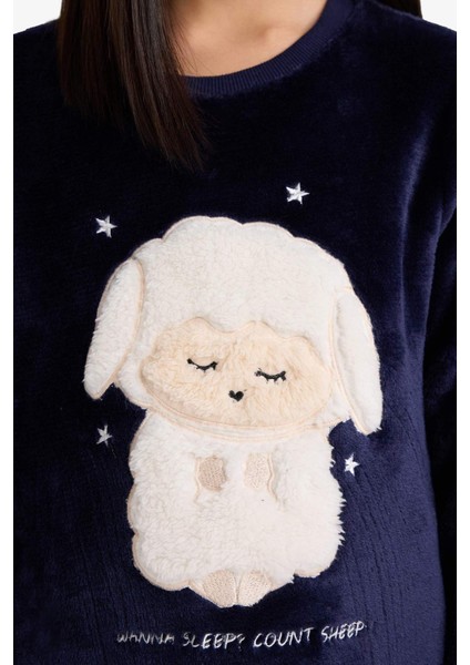 Kız Çocuk Pijama Takımı Pelüş Baskılı Uzun Kollu Üst Desenli Uzun Alt D1083A825WN fırsatları