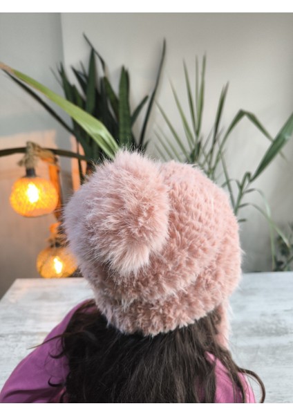 Kız Çocuk Uzun Ponponlu Kulağı Kapatan Bere Peluş Puf Puf Yumuşacık Pudra