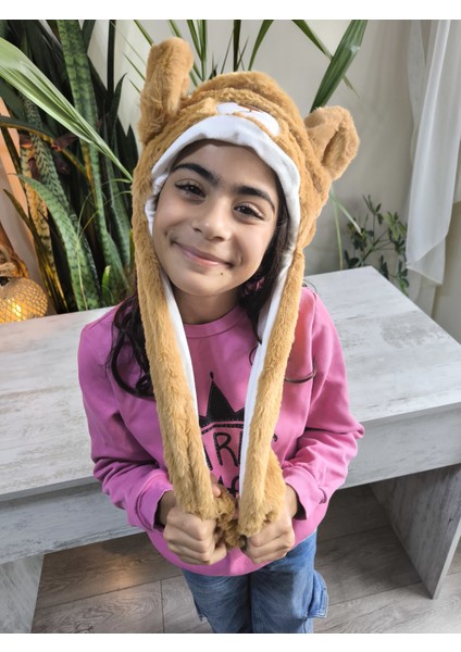 Çocuk Uzun Ponponlu Kaliteli Peluş Figürlü Kulakları Oynayan Hareketli Sesli Kışlık Bere