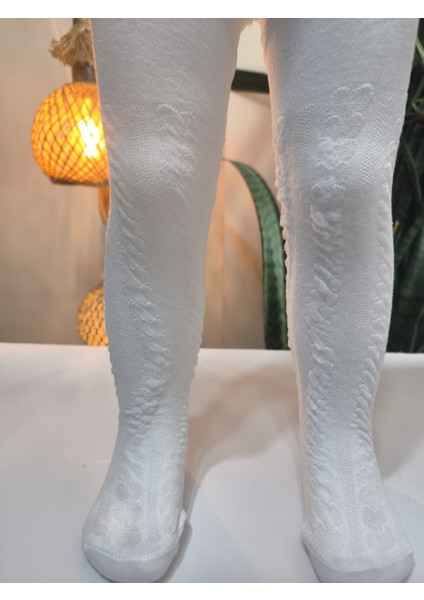 Kız Bebek Çocuk Külotlu Çorap Pamuklu Terletmez Canlı Renkler Kendinden Dokulu Beyaz Tekli fiyatları