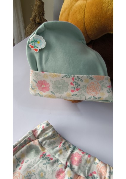 Erkek-Kız Bebek Omuz Genişletmeli Çıtçıtlı Body Pijama Bere Takımı, %100 Pamuk , Modern Tasarım