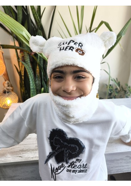 Kız Erkek Unisex Kendinden Boyunluklu Bere Peluş Figürlü Yumuşak Kulak Korumalı Hero Beyaz fiyatları