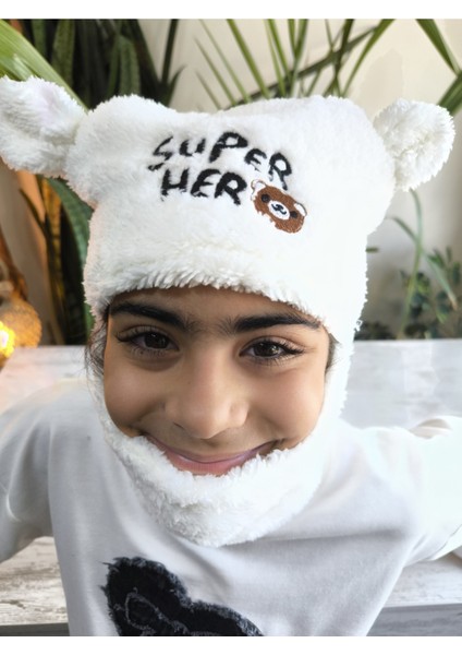 Kız Erkek Unisex Kendinden Boyunluklu Bere Peluş Figürlü Yumuşak Kulak Korumalı Hero Beyaz indirimleri