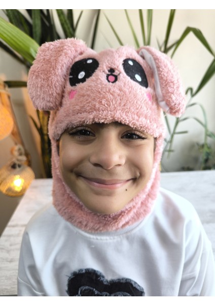 Kız Erkek Unisex Kendinden Boyunluklu Bere Peluş Figürlü Yumuşak Kulak Korumalı Gülkurusu