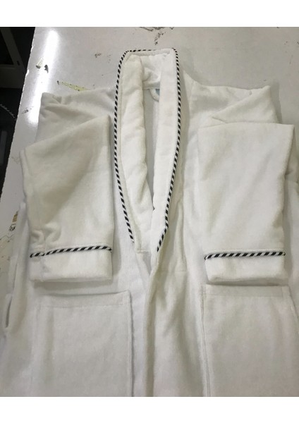 Bornoz Kadife Biyeli fırsatları