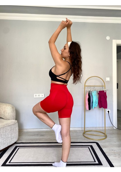 Kalçası Büzgülü Ekstra Push Up Seamless Spor Fitnes Yogo Şort