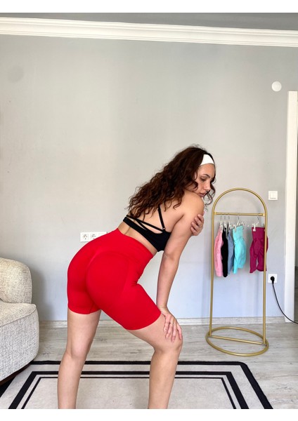 Kalçası Büzgülü Ekstra Push Up Seamless Spor Fitnes Yogo Şort fırsatları