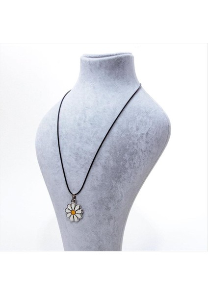 Papatya Figrülü Kolye