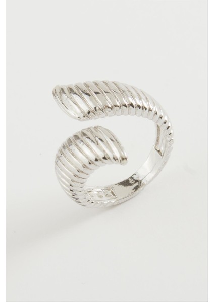 Oval Çizgili Metal Yüzük