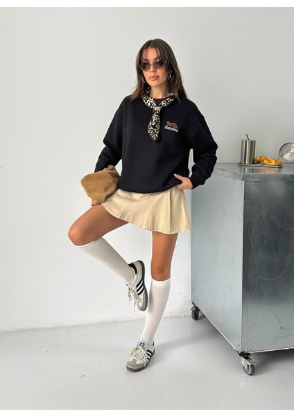 Fularlı Siyah Leopar Desenli Sweatshirt