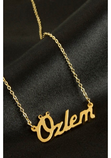 Özlem Isimli Kolye (Kişiye Özel)