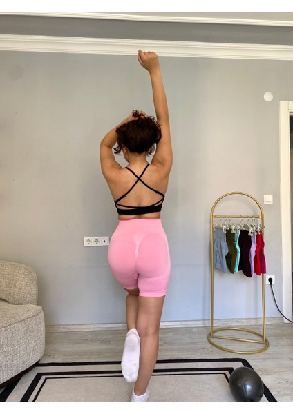 Kalçası Büzgülü Ekstra Push Up Seamless Spor Fitnes Yogo Şort fiyatları