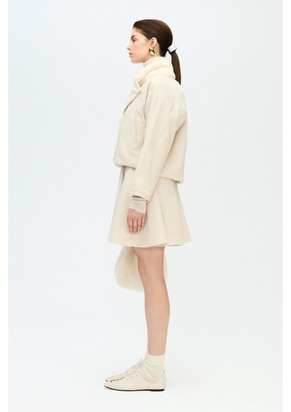 Bej Yakası Kürklü Ceket fiyatları