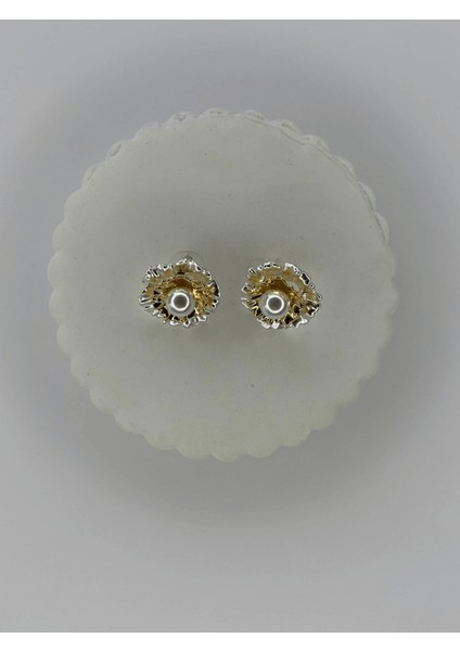 Beyaz Çiçekli Incili Gold Küpe fiyatları