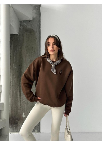 Fularlı Kahverengi Ceylan Desenli Sweatshirt fiyatları