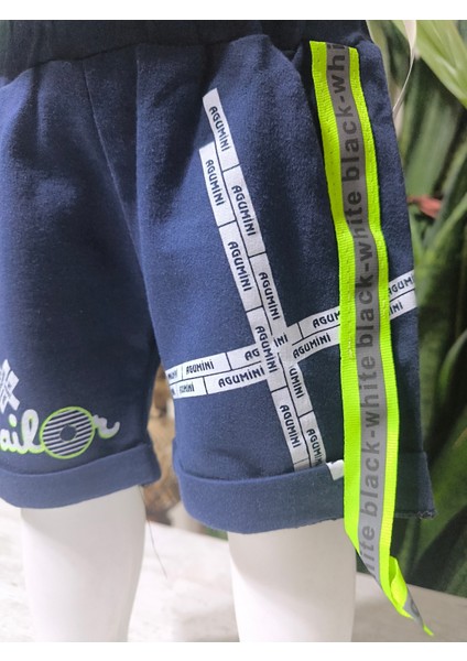 Erkek Bebek Şortlu Takım Köpek Balığı Aplikeli