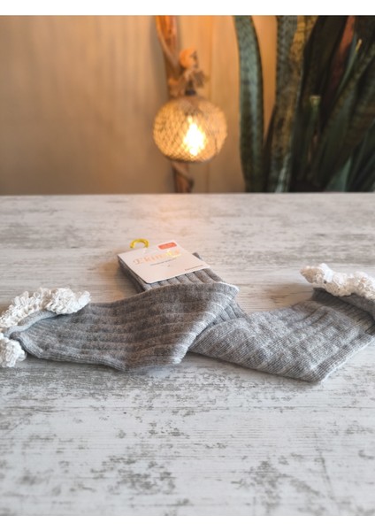 Kız Çocuk Diz Altı Çorap Pamuklu Fitilli Dantelli Kokulu Nefes Alabilir Terletmez Tekli Gri indirimleri