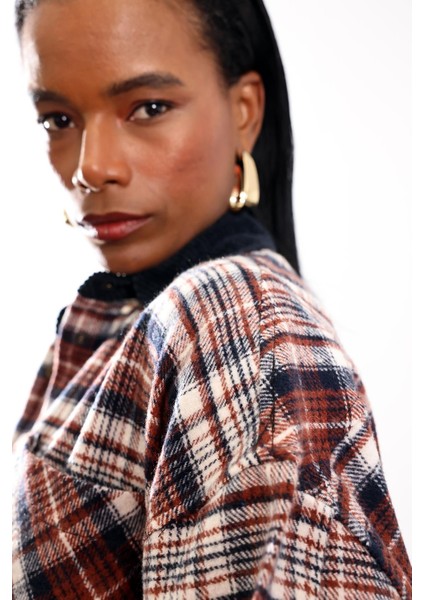 Lacivert Kadife Yakalı Ekose Gömlek 04013