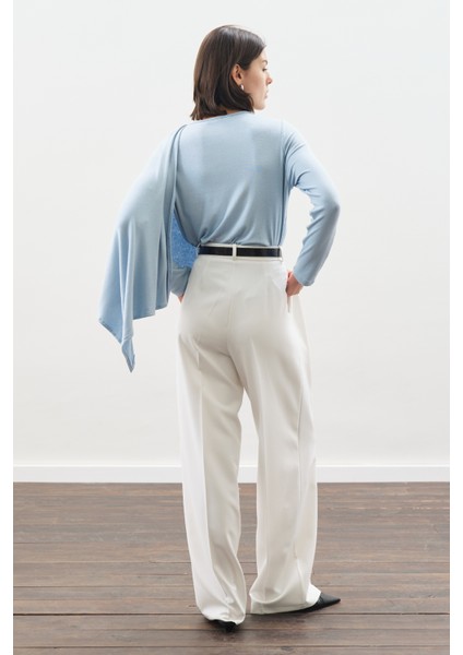 Şal Detaylı Dökümlü Bluz Mavi
