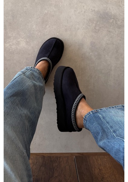 Fox Siyah Kürklü Bot