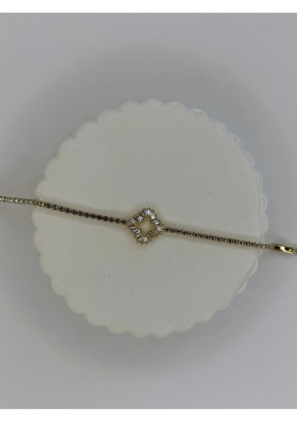 Büyük Taşlı Yaprak Detaylı Gold Bileklik