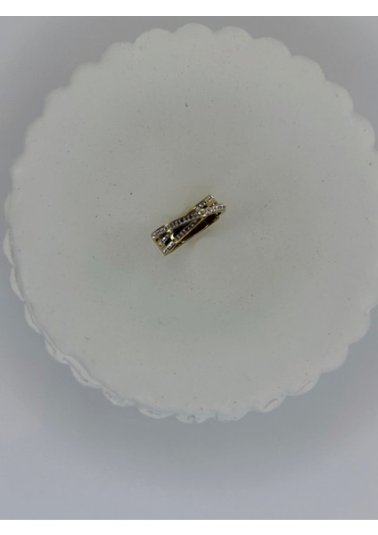 Çapraz Küçük Sıralı Taşlı Gold Yüzük