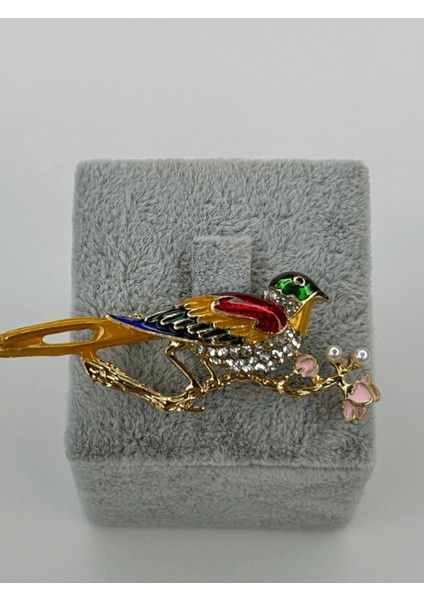 Renkli Kuş Figürlü ve Pembe Çiçekli Taşlı Gold Broş fiyatları
