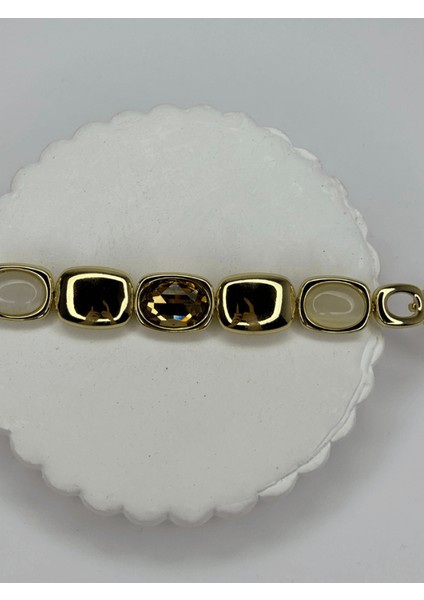 Toprak Tonlarında Parlak Dikdörtgen Şekilli Gold Bileklik