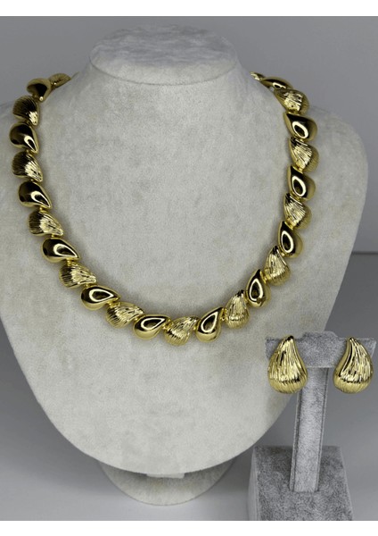 Parlak ve Desenli Altın Renkli Damla Şekilli Gold Set
