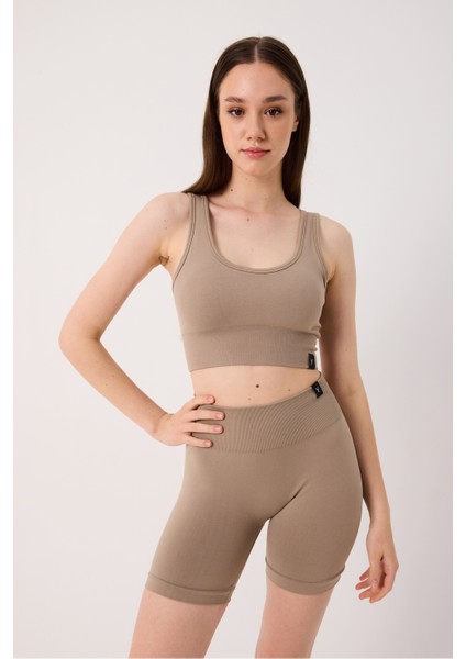 Essential Spor Şort Yüksek Bel Esnek Şekillendirici ve Toparlayıcı Seamless Tayt Kısa Şort indirimleri