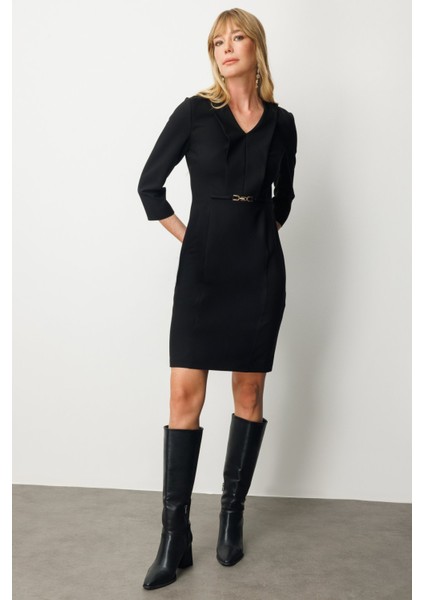 Kadın Beli Metal Aksesuarlı Midi Elbise 4033 Siyah fiyatları
