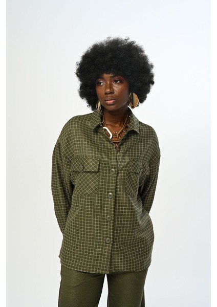 Kadın Kare Desenli Simli Çift Cepli Gömlek fiyatları