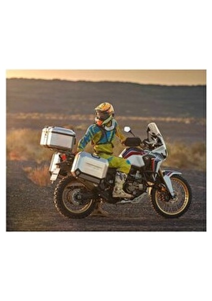 Motosiklet Arka Çanta 48LT Taşıma Kapasitesi Sertleştirilmiş Alüminyum Titanyum Renk