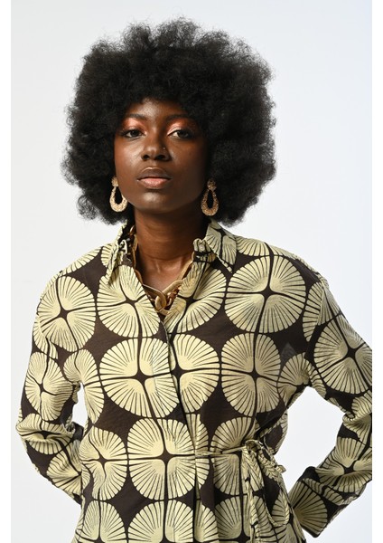 Kadın Önden Bağlama Detaylı Desenli Gömlek fiyatları