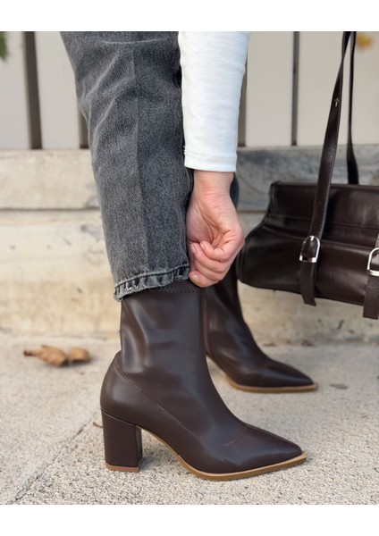 Selvora Streç Mat Deri Kahverengi Kadın Bot modelleri