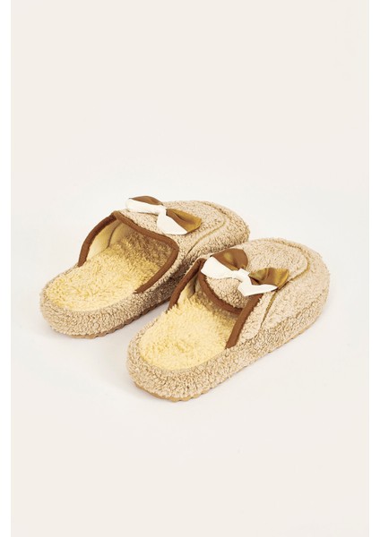 Bej Kurdeleli Atom Ev Terliği modelleri