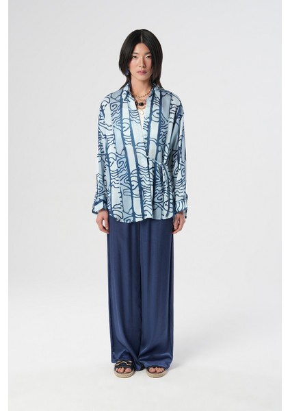 Kadın Belden Bağlama Detaylı Desenli Gömlek fırsatları