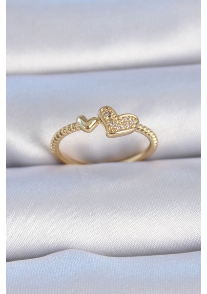 Pirinç Gold Renk Zirkon Taşlı Kalp Model Kadın Yüzük