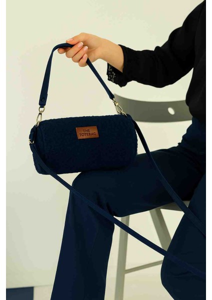 Kadın Lacivert Suni Kürk Detaylı Omuz ve Crossbody Çanta fiyatları