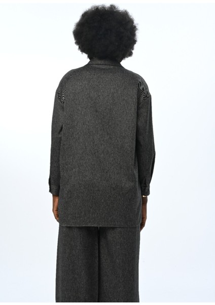 Kadın Düz Renk Tek Cepli Gömlek fırsatları