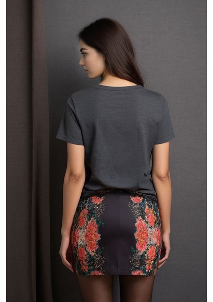 The Legend Baskılı Antrasit V Yaka Tişört fiyatları