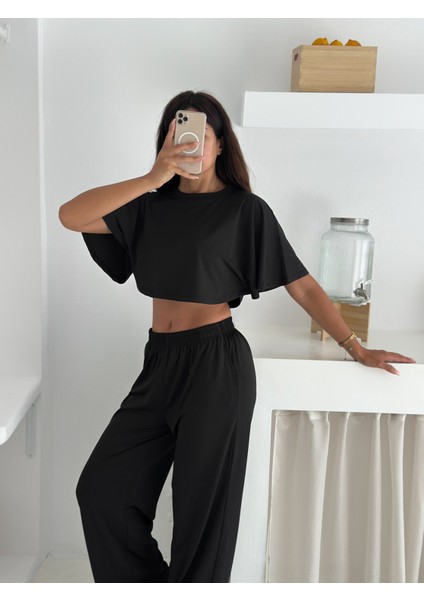 Kadın Iki Parça Salaş Takım – Crop Üst ve Bol Paça Pantolon – Yazlık Rahat Spor Takım indirimleri