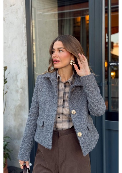 Gri Tüylü Dokulu Astarlı Yıldız Düğmeli Fit Yünlü Ceket fiyatları