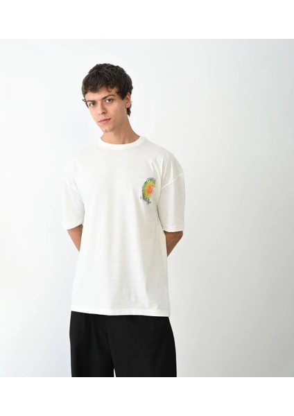 Unisex Bisiklet Yaka Baskılı Oversize T-Shirt - Beyaz modelleri